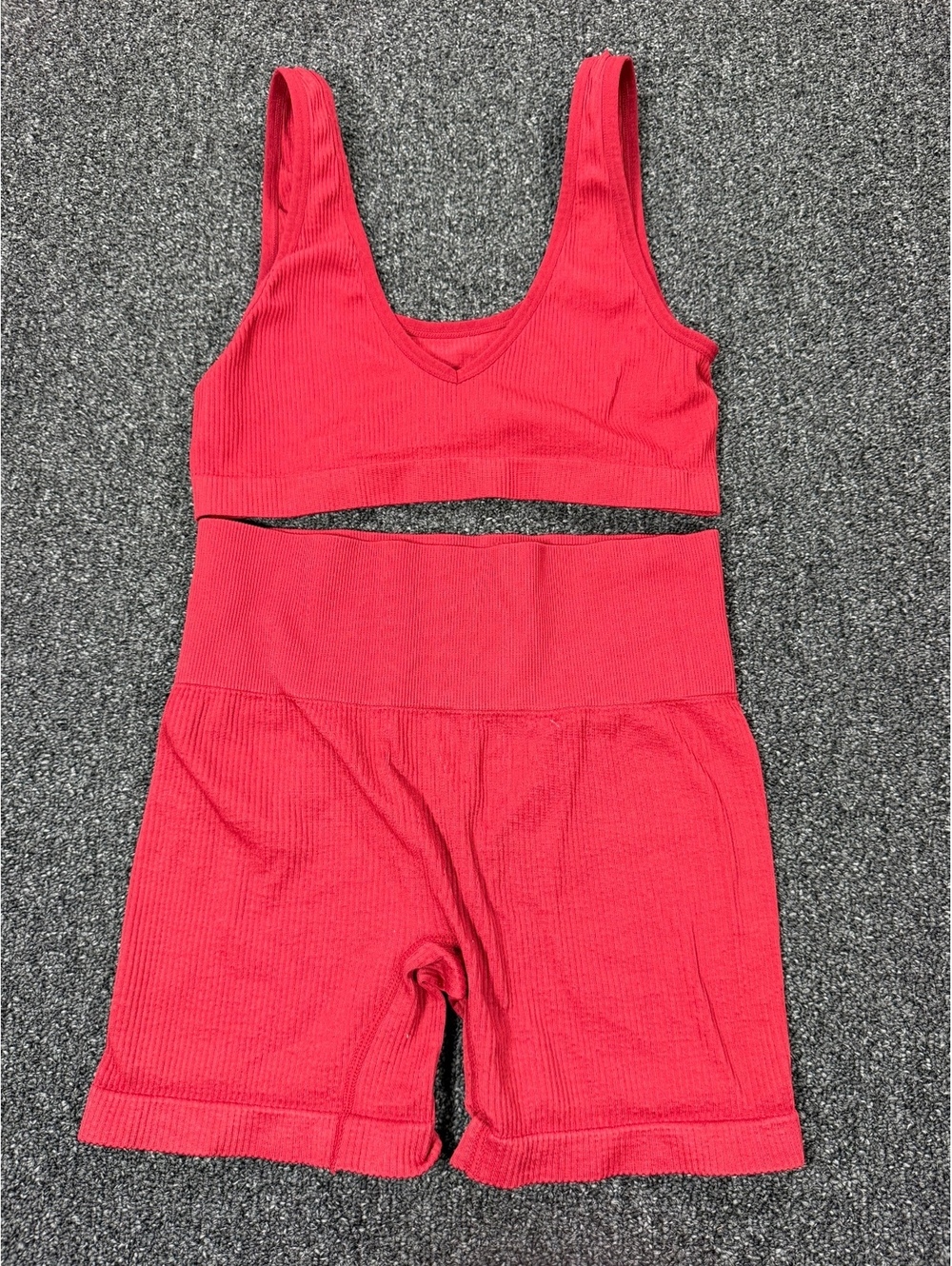 Colsie Medium Red Ribbed Activewear Set - Crop Top and High-Waisted Shorts